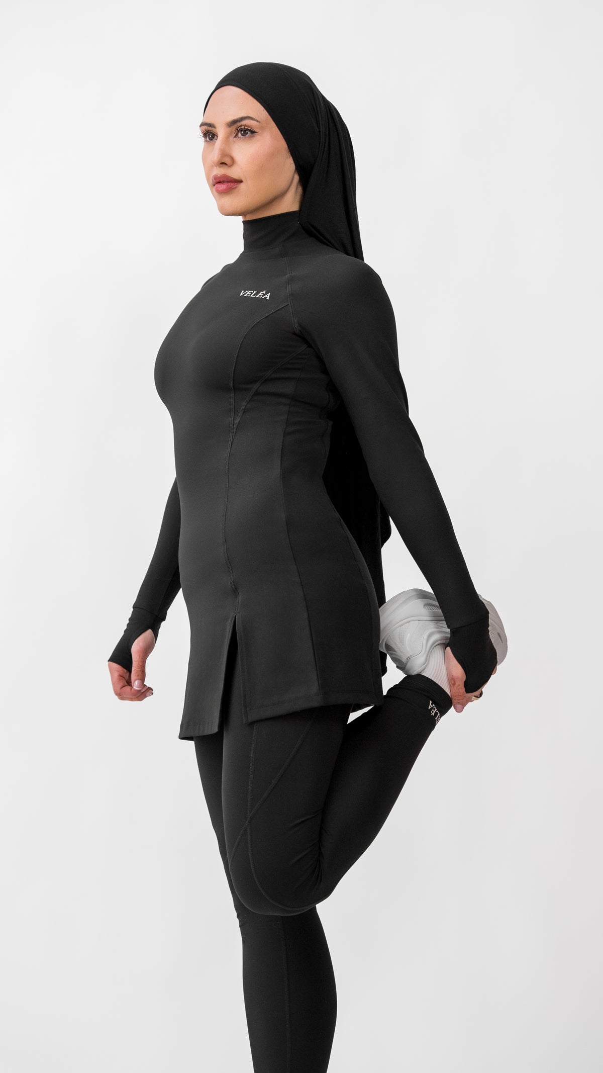 Éclipse Edition tunic mock-collar and flange band detail