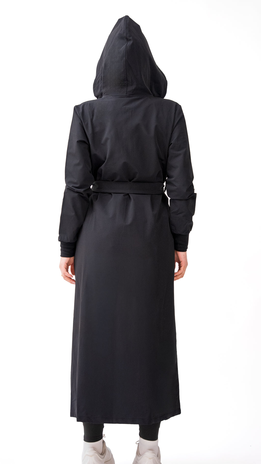 Céleste Cloak worn over the Composure Set, modest gym wear